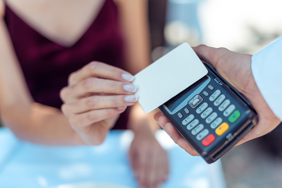ETA Expert Insights: Six Key Steps to Communicating Contactless to Merchants