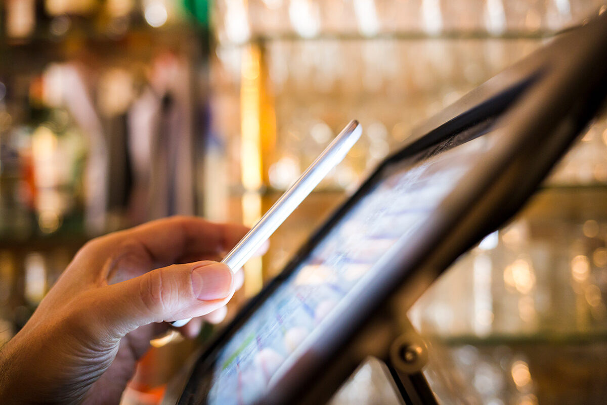 ETA Brief: A Guide to Contactless Payments